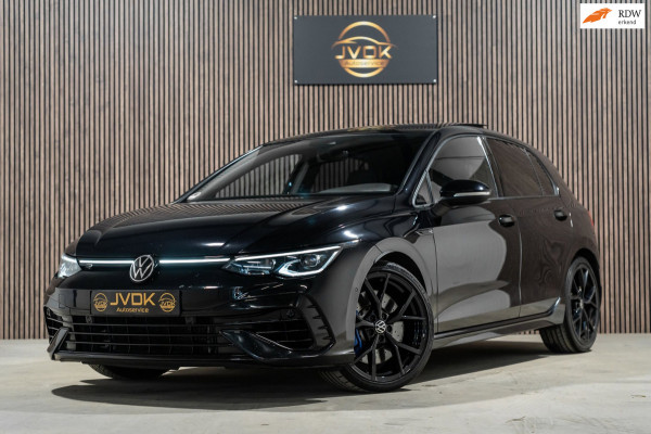 Volkswagen Golf 2.0 TSI R 4Motion PANO IQ CAMERA