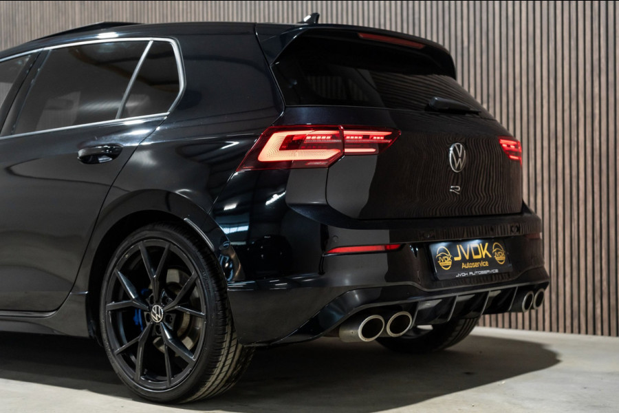 Volkswagen Golf 2.0 TSI R 4Motion PANO IQ CAMERA