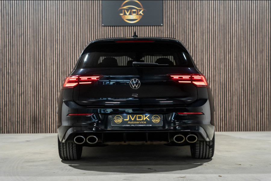 Volkswagen Golf 2.0 TSI R 4Motion PANO IQ CAMERA