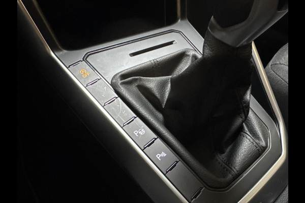 Volkswagen Polo TSI 95PK LIFE BUSINESS VIRTUAL/PDC/ACC/STOELVERW.