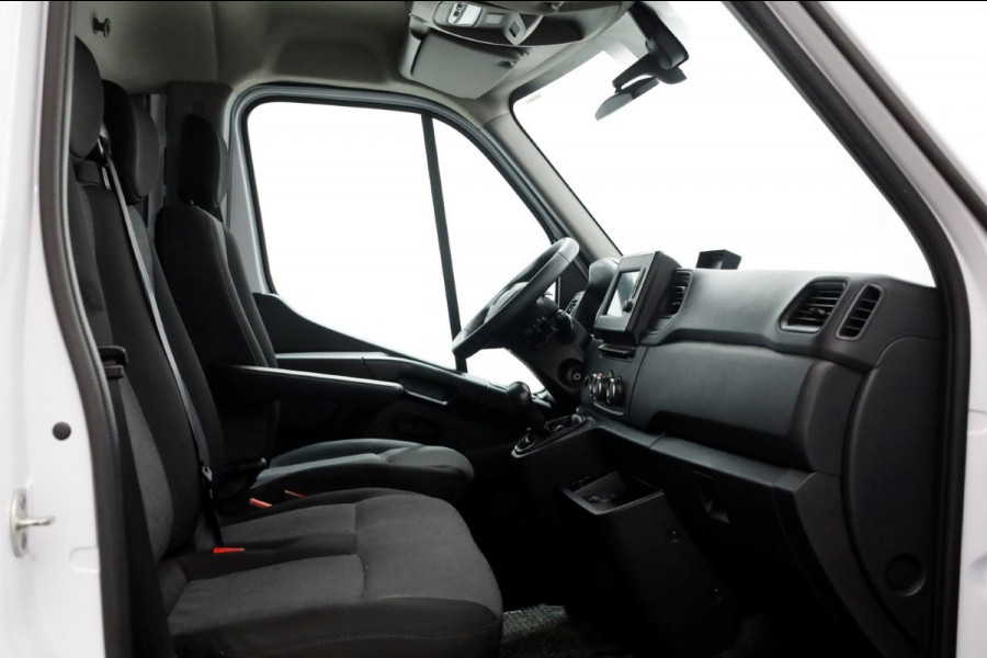 Renault Master T35 Z.E. 33 kWh 100% Electrische bakwagen met laadklep SOH 99% 11-2022