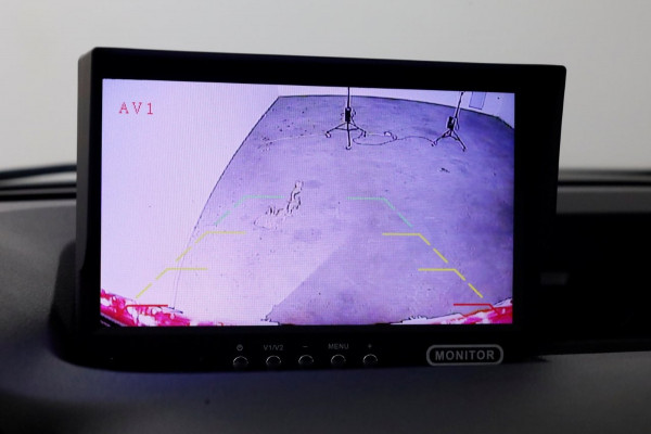 Renault Master T35 Z.E. 33 kWh 100% Electrische bakwagen met laadklep SOH 99% 11-2022