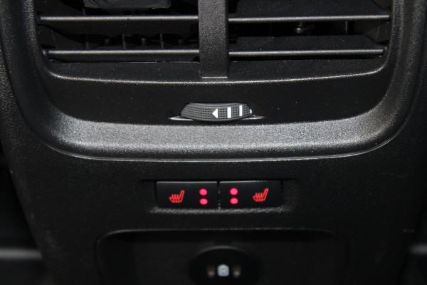 Ford Kuga 2.5 FHEV Active X 190pk | Driver Assistance Pack | 4WD | Technology Pack | 2.100kg Trekgewicht | Winterpack | Panoramadak | All Weather Banden | Geen stekker nodig