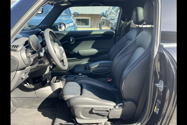 MINI Mini Electric Yours 33 kWh SOH 100% | SUPER COMPLEET UITGEVOERD| PANO | HARMAN KARDON | STOELVERWARMING| HEAD-UP DISPLAY| ACHTERUITRIJCAMERA|
