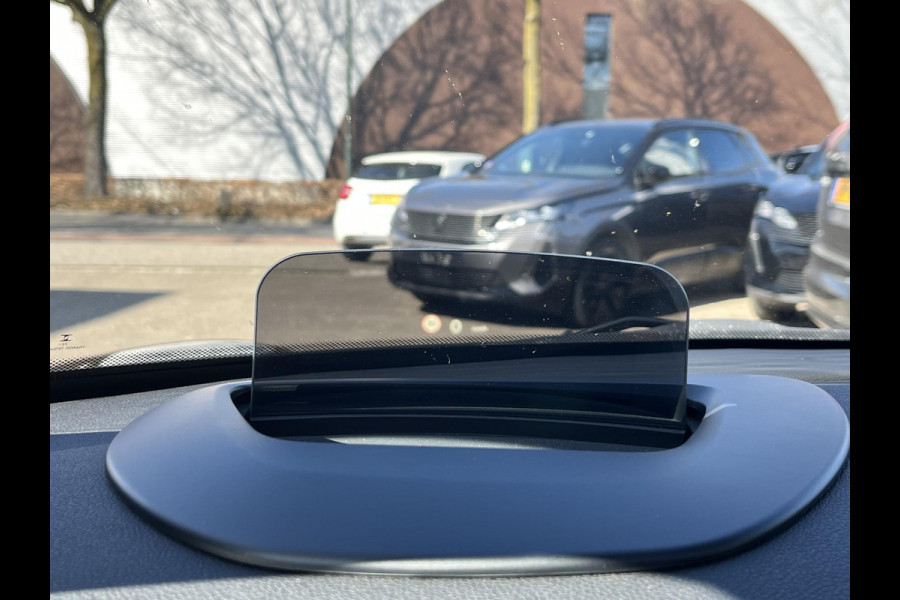 MINI Mini Electric Yours 33 kWh SOH 100% | SUPER COMPLEET UITGEVOERD| PANO | HARMAN KARDON | STOELVERWARMING| HEAD-UP DISPLAY| ACHTERUITRIJCAMERA|