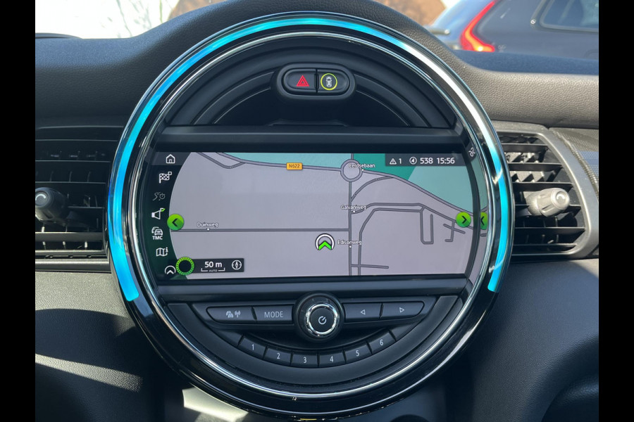 MINI Mini Electric Yours 33 kWh SOH 100% | SUPER COMPLEET UITGEVOERD| PANO | HARMAN KARDON | STOELVERWARMING| HEAD-UP DISPLAY| ACHTERUITRIJCAMERA|