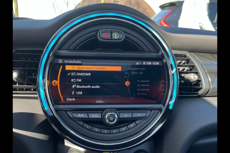 MINI Mini Electric Yours 33 kWh SOH 100% | SUPER COMPLEET UITGEVOERD| PANO | HARMAN KARDON | STOELVERWARMING| HEAD-UP DISPLAY| ACHTERUITRIJCAMERA|