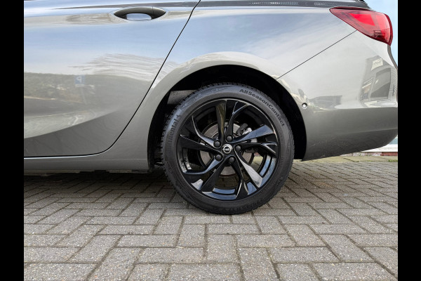 Opel Astra Sports Tourer 1.2 Turbo Elegance - Navi - Climate - Parkeerhulp - Trekhaak - Org.NL