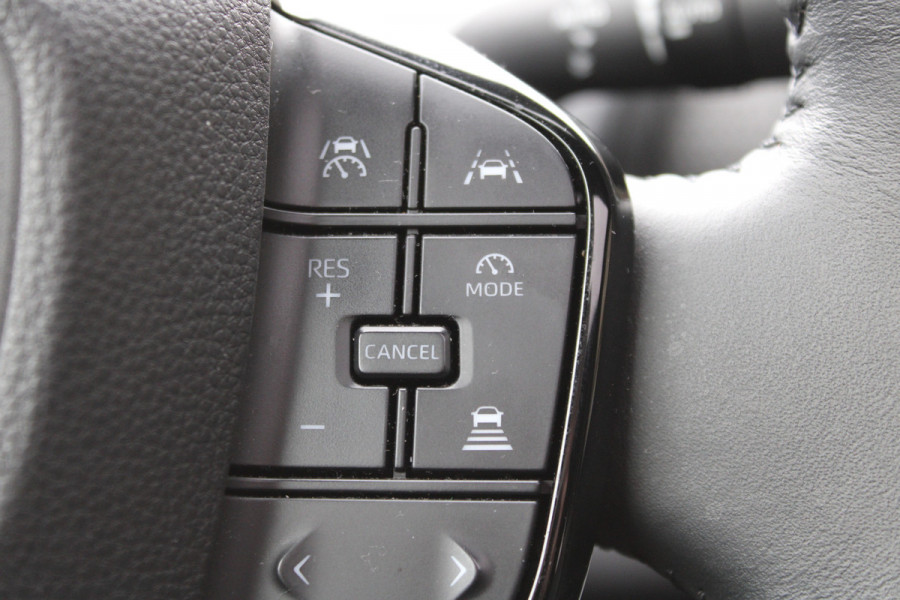 Toyota Bz4x Premium 4WD 71 kWh LEER NAVI PANO SOh 97.6%