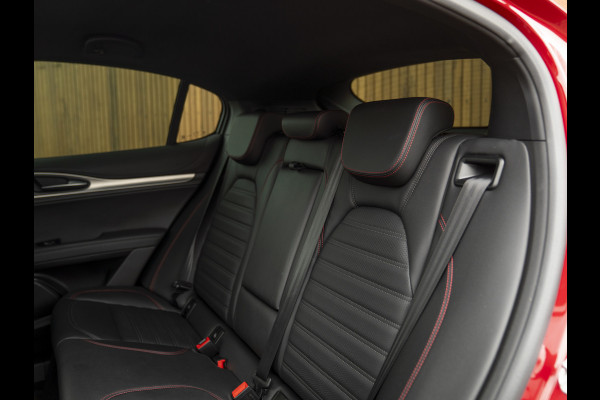 Alfa Romeo Stelvio 2.0T GME AWD Competizione 280pk | Harman/Kardon | Lederen dash.