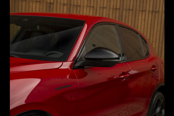 Alfa Romeo Stelvio 2.0T GME AWD Competizione 280pk | Harman/Kardon | Lederen dash.