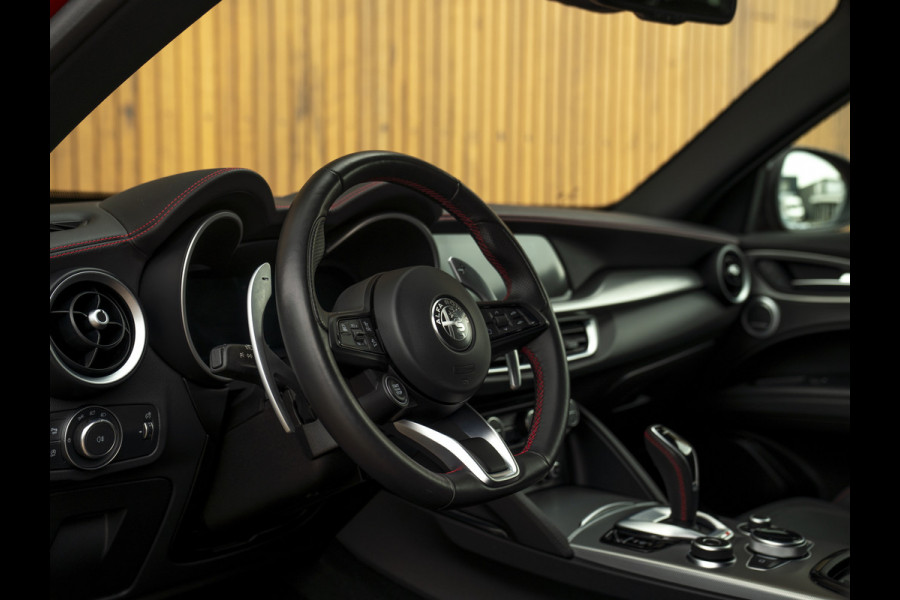 Alfa Romeo Stelvio 2.0T GME AWD Competizione 280pk | Harman/Kardon | Lederen dash.