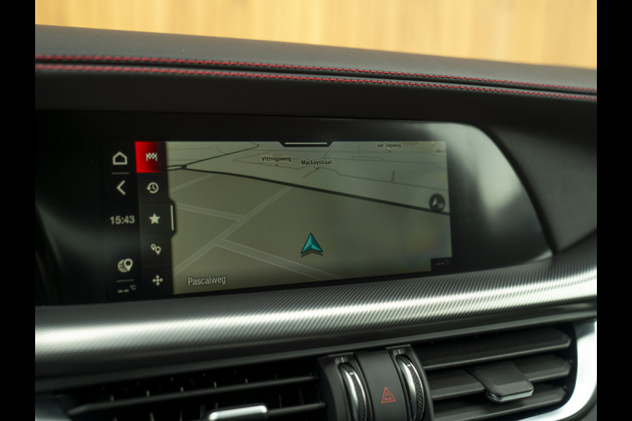 Alfa Romeo Stelvio 2.0T GME AWD Competizione 280pk | Harman/Kardon | Lederen dash.