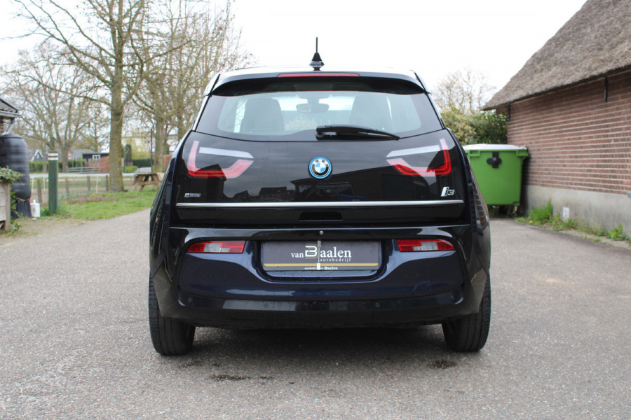 BMW i3 Basis 120Ah 42 kWh LEER PANO NAVI SOh 88,3%