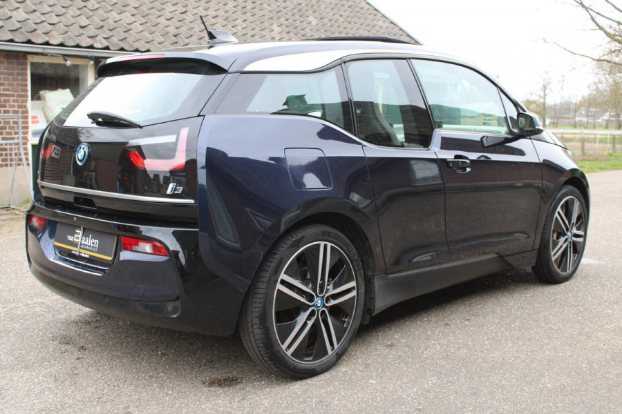 BMW i3 Basis 120Ah 42 kWh LEER PANO NAVI SOh 88,3%