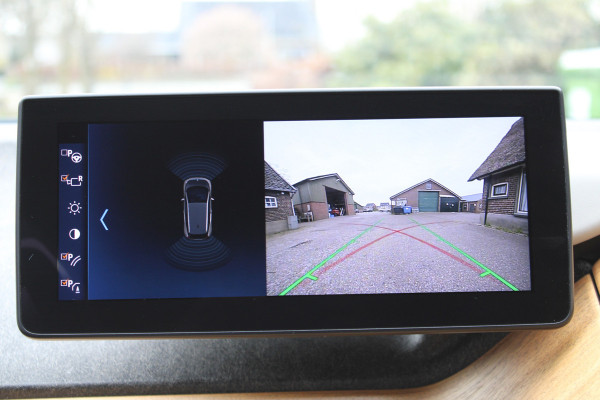 BMW i3 Basis 120Ah 42 kWh LEER PANO NAVI SOh 88,3%