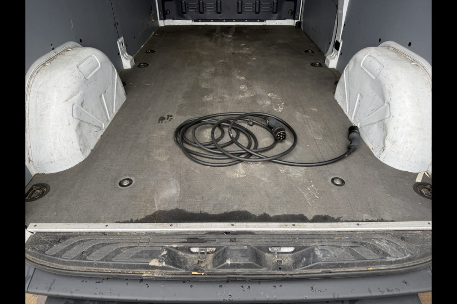 Mercedes-Benz eSprinter 312 55kWh L2H2 168km WLTP 95% (SOH) 80kw Snelladen Climate Control Camera Stoelverwarming