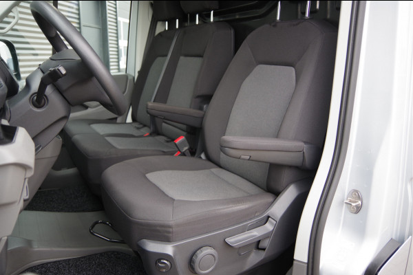 Volkswagen Crafter 35 2.0 TDI L3H3 Highline 177PK AUT. LED, STANDKACHEL, CAMERA, NAVI, CRUISE, AIRCO, PARKEERSENSOREN