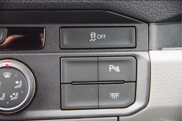 Volkswagen Crafter 35 2.0 TDI L3H3 Highline 177PK AUT. LED, STANDKACHEL, CAMERA, NAVI, CRUISE, AIRCO, PARKEERSENSOREN