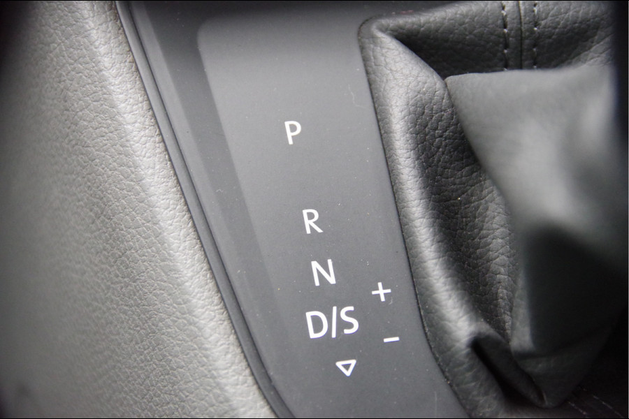 Volkswagen Crafter 35 2.0 TDI L3H3 Highline 177PK AUT. LED, STANDKACHEL, CAMERA, NAVI, CRUISE, AIRCO, PARKEERSENSOREN