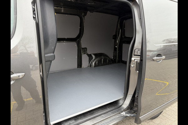 Citroën Jumpy 2.0 BlueHDI automaat 120pk M Driver L2H1 / euro 6 / bpm vrij / camera / vaste prijs rijklaar € 14.950 ex btw / airco / cruise / navi / imperial / trekhaak