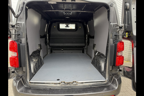 Citroën Jumpy 2.0 BlueHDI automaat 120pk M Driver L2H1 / euro 6 / bpm vrij / camera / vaste prijs rijklaar € 14.950 ex btw / airco / cruise / navi / imperial / trekhaak