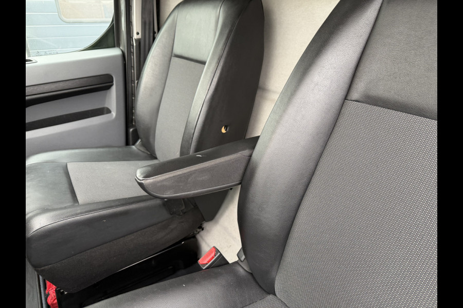 Citroën Jumpy 2.0 BlueHDI automaat 120pk M Driver L2H1 / euro 6 / bpm vrij / camera / vaste prijs rijklaar € 14.950 ex btw / airco / cruise / navi / imperial / trekhaak