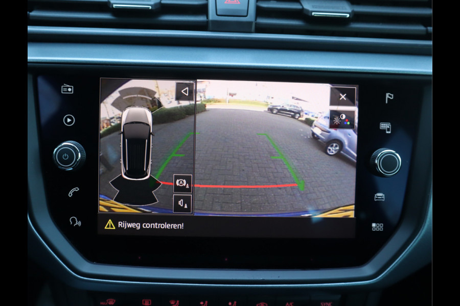 Seat Arona 1.0 TSI Style Business Navi / Camera / Climate / Adap Cruise / Carplay /