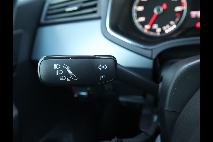 Seat Arona 1.0 TSI Style Business Navi / Camera / Climate / Adap Cruise / Carplay /