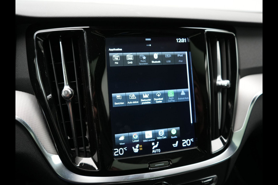 Volvo V60 T6 Recharge AWD R-Design PHEV 340pk Dealer O.H. | Trekhaak Af Fabriek | Panodak | Adaptive Cruise | 360 Camera | Lederen Sportstoelen Memory & Verwarmd | Keyless | Blis | Stuur Verwarmd | Apple Carplay | Navigatie | DAB | Plug In Hybrid |