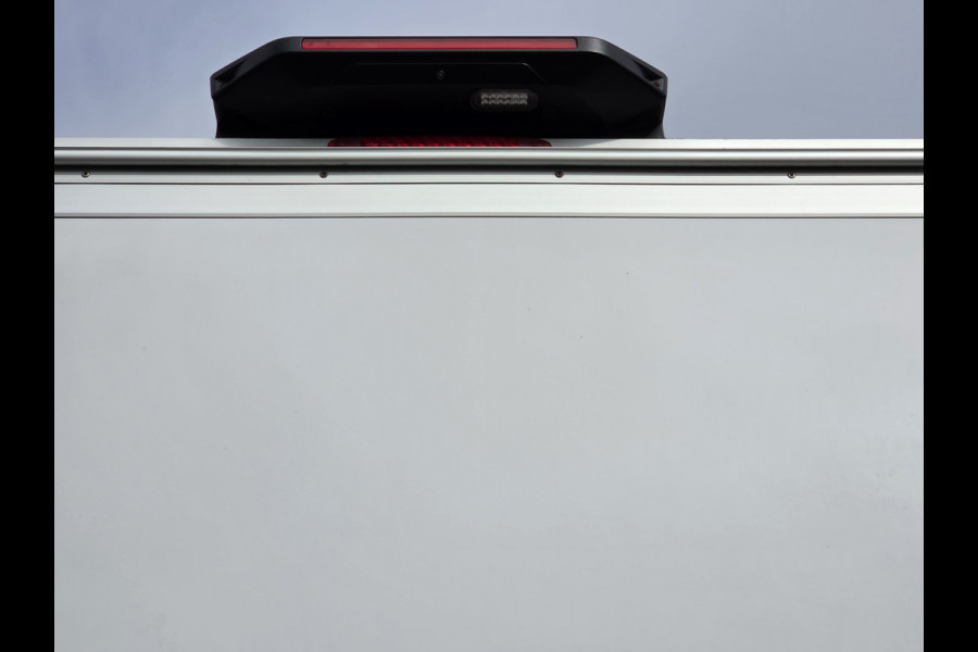 Iveco Daily type 42-180 automaat meubelbak dubbel-lucht 1e eigenaar !!!