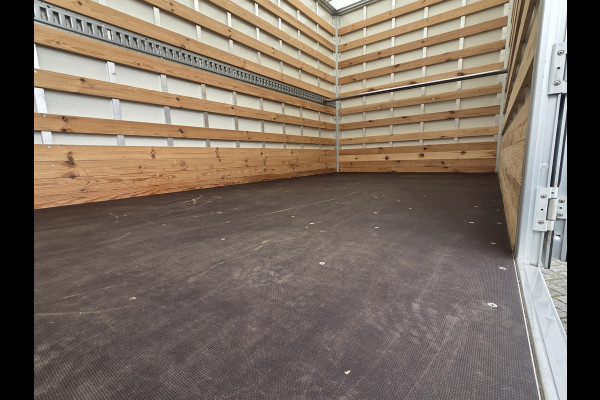 Iveco Daily type 42-180 automaat meubelbak dubbel-lucht 1e eigenaar !!!