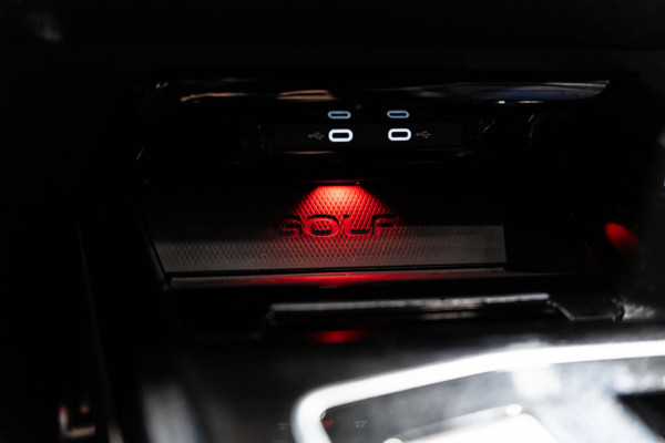 Volkswagen Golf 2.0 TSI R 4Motion Performance Akra HK IQ HEAD UP DRIFT MODUS