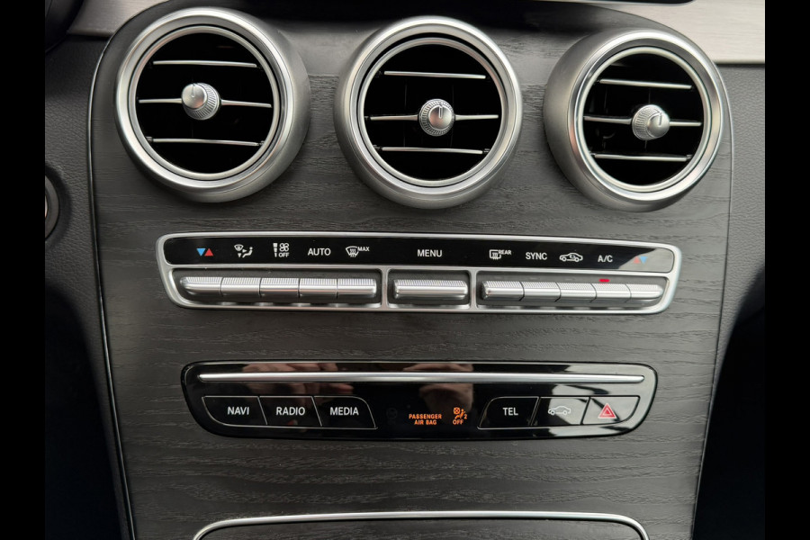 Mercedes-Benz C-Klasse Cabrio 300 Premium AMG Facelift Cabrio Camera Stoelverwarming/ventilatie Clima Carplay Full Led