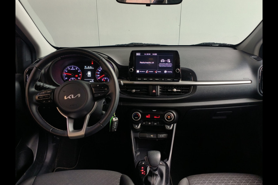 Kia Picanto 1.0 DPi DynamicLine AUTOMAAT uit 2023 Rijklaar + Fabrieksgarantie Henk Jongen Auto's in Helmond,  al 50 jaar service zoals 't hoort!