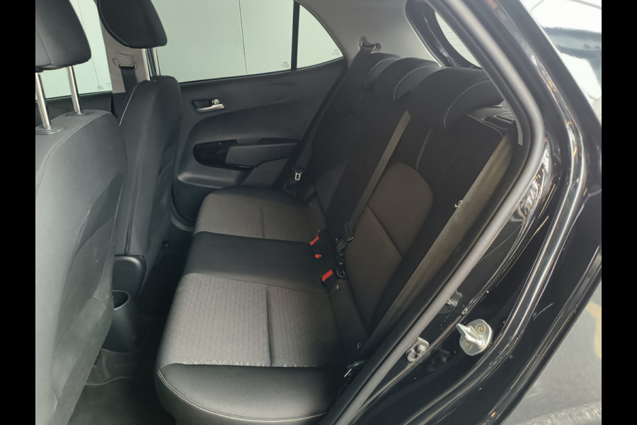 Kia Picanto 1.0 DPi DynamicLine AUTOMAAT uit 2023 Rijklaar + Fabrieksgarantie Henk Jongen Auto's in Helmond,  al 50 jaar service zoals 't hoort!