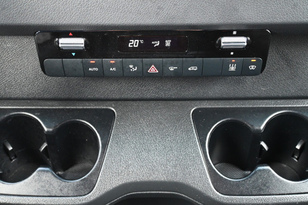 Mercedes-Benz Sprinter 319 CDI L4H2 Maxi Distronic, LED, Standkachel, Geveerde Stoelen, Etc.
