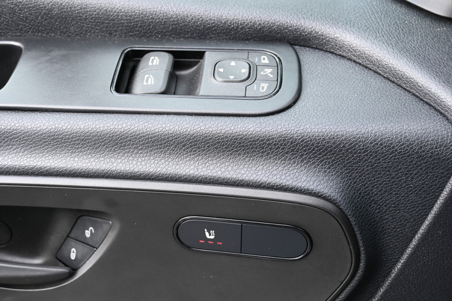 Mercedes-Benz Sprinter 319 CDI L4H2 Maxi Distronic, LED, Standkachel, Geveerde Stoelen, Etc.