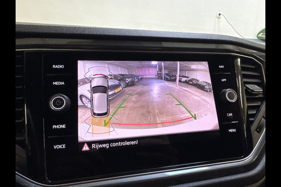 Volkswagen T-Roc 1.5 TSI 150PK DSG R-SPORT VIRTUAL/NAVI/CAMERA/