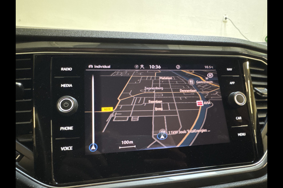 Volkswagen T-Roc 1.5 TSI 150PK DSG R-SPORT VIRTUAL/NAVI/CAMERA/