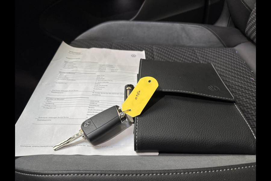 Volkswagen T-Roc 1.5 TSI 150PK DSG R-SPORT VIRTUAL/NAVI/CAMERA/