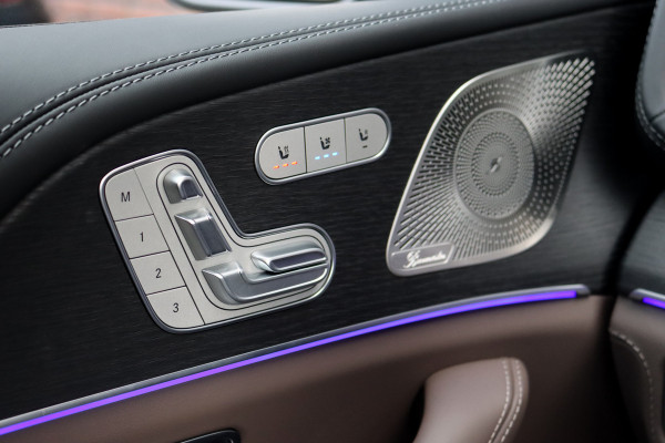 Mercedes-Benz GLE AMG 53 Hybrid 4MATIC+ Premium+ | 'Manufaktur' | Luchtvering | Distronic | Massage | Memory | Trekhaak | Verwarmd Stuurwiel | Burmester | Panoramadak | Luchtreinigingspakket | Soft-Close | Vlakkenverwarming | Comfortpakket Achter+ |