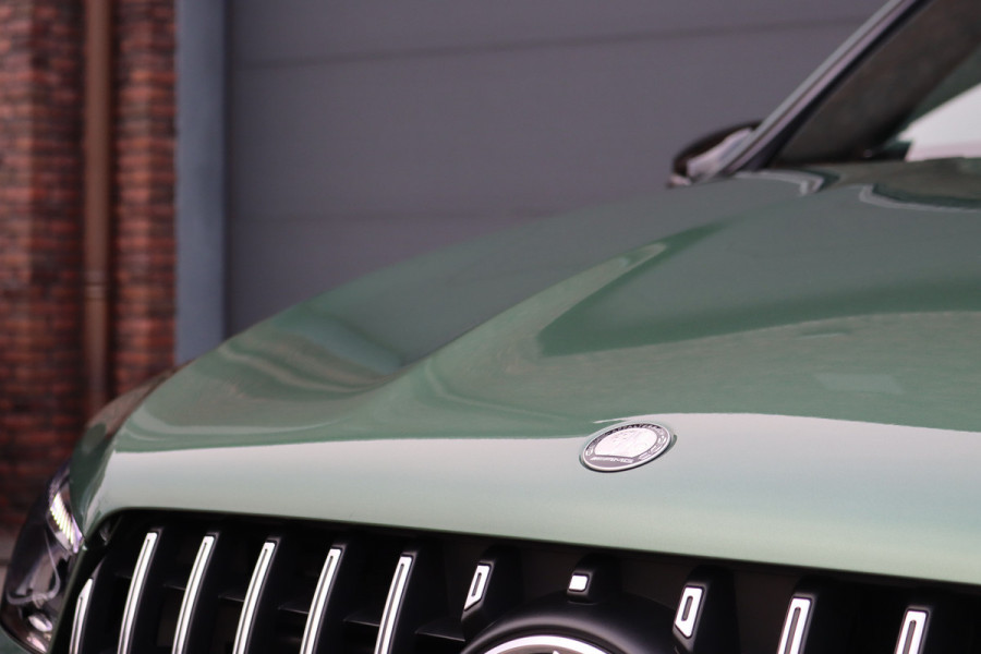 Mercedes-Benz GLE AMG 53 Hybrid 4MATIC+ Premium+ | 'Manufaktur' | Luchtvering | Distronic | Massage | Memory | Trekhaak | Verwarmd Stuurwiel | Burmester | Panoramadak | Luchtreinigingspakket | Soft-Close | Vlakkenverwarming | Comfortpakket Achter+ |