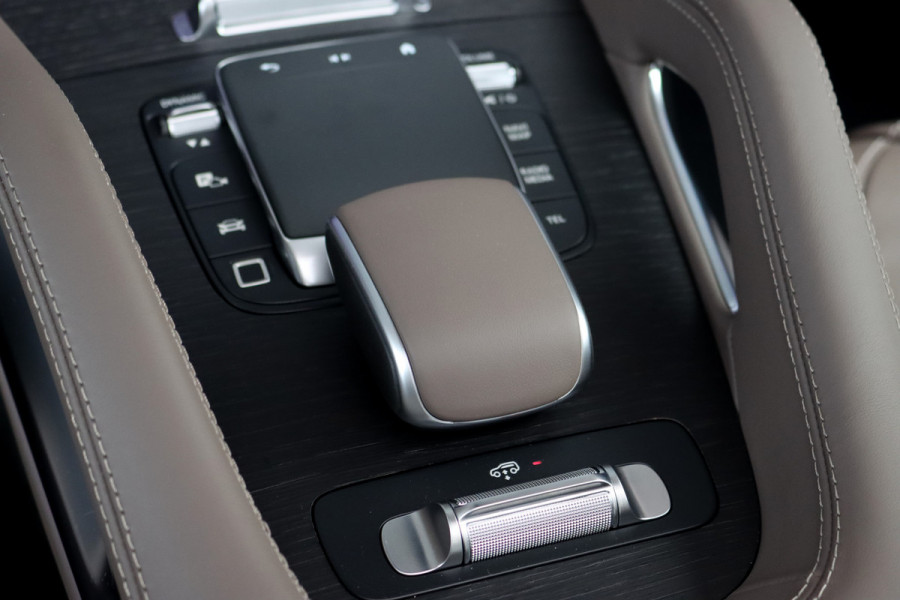 Mercedes-Benz GLE AMG 53 Hybrid 4MATIC+ Premium+ | 'Manufaktur' | Luchtvering | Distronic | Massage | Memory | Trekhaak | Verwarmd Stuurwiel | Burmester | Panoramadak | Luchtreinigingspakket | Soft-Close | Vlakkenverwarming | Comfortpakket Achter+ |