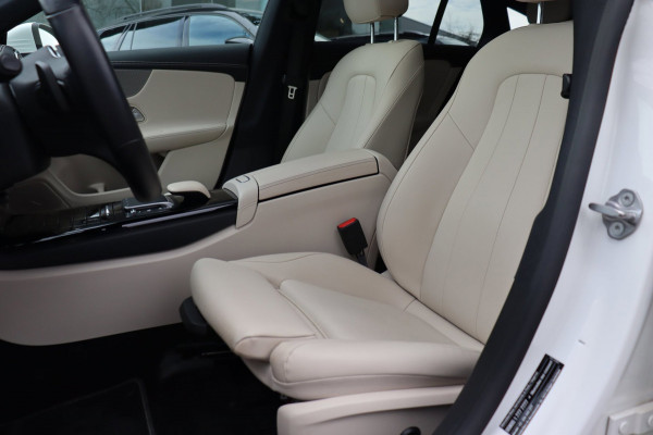 Mercedes-Benz CLA-Klasse Shooting Brake 180 Bus.Sol. Luxury org.NL leer+el.+mem+verw. el.klep schuifdak camera