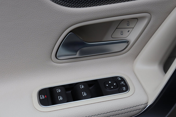 Mercedes-Benz CLA-Klasse Shooting Brake 180 Bus.Sol. Luxury org.NL leer+el.+mem+verw. el.klep schuifdak camera