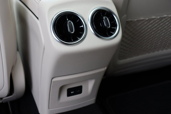 Mercedes-Benz CLA-Klasse Shooting Brake 180 Bus.Sol. Luxury org.NL leer+el.+mem+verw. el.klep schuifdak camera