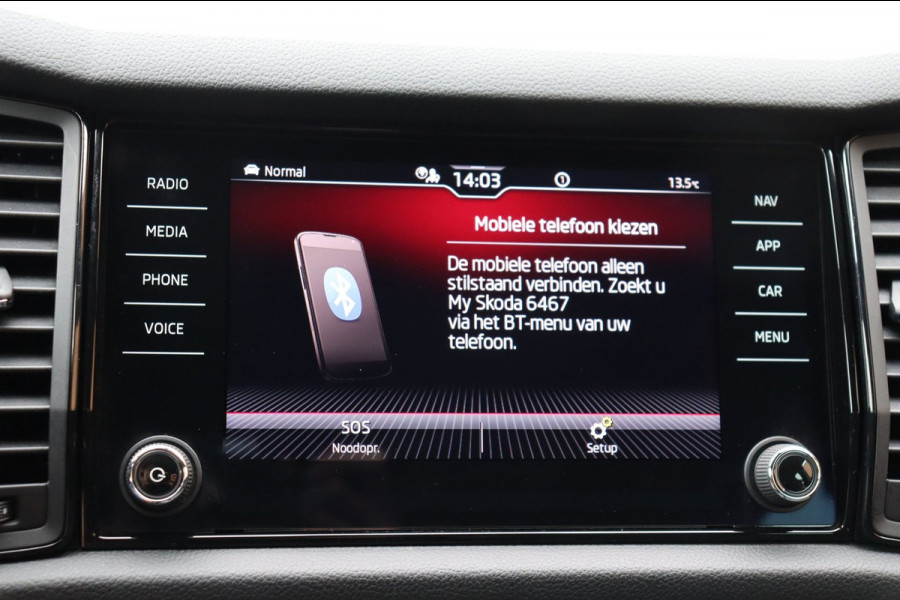 Škoda Kodiaq 1.5 TSI Sportline Business org.NL pano-schuifdak stuurverw. trekhaak camera el.klep