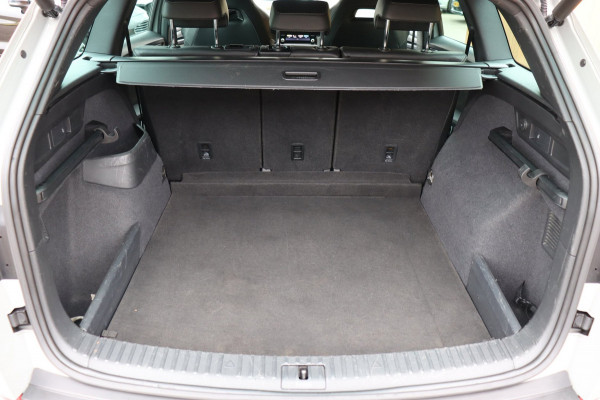 Škoda Kodiaq 1.5 TSI Sportline Business org.NL pano-schuifdak stuurverw. trekhaak camera el.klep