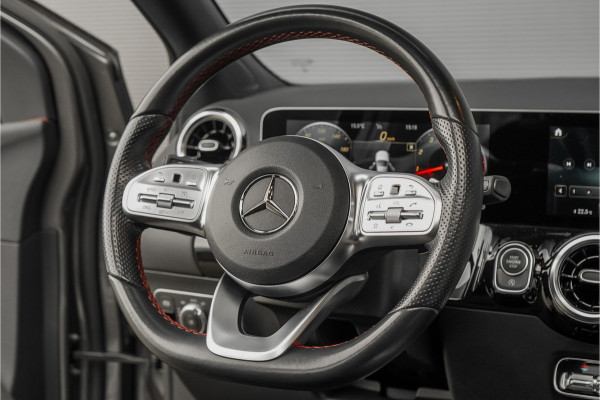 Mercedes-Benz B-Klasse 200 Business Solution AMG Pano Trekhaak